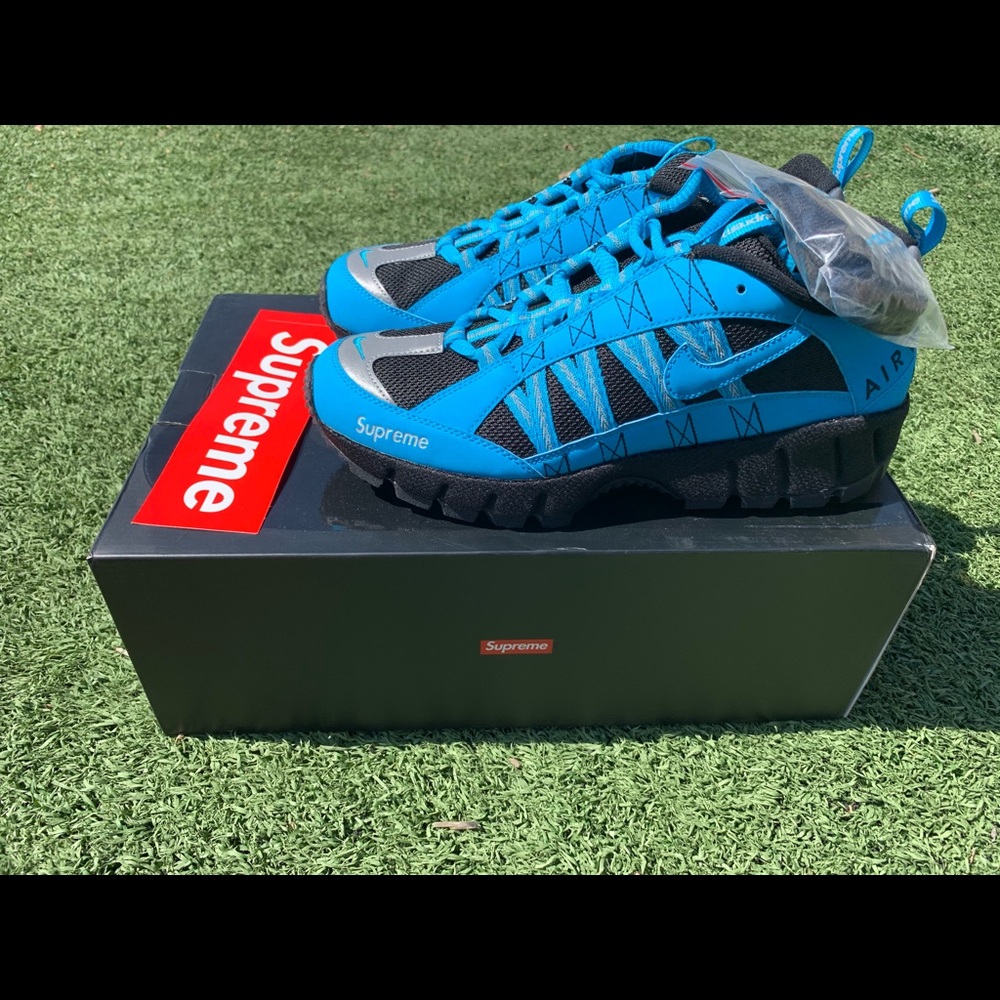 Nike X Supreme Air Humara 17’